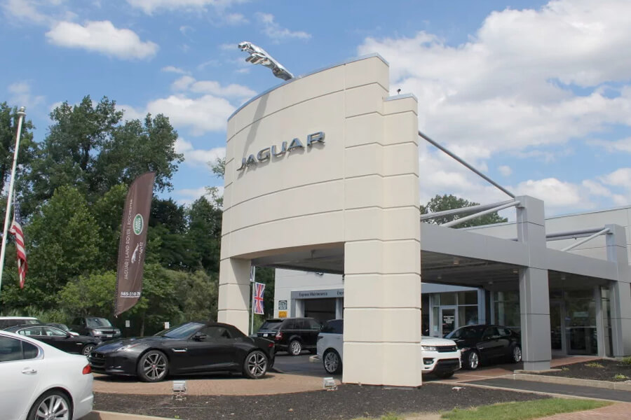 Piehler Jaguar / Land Rover Dealership